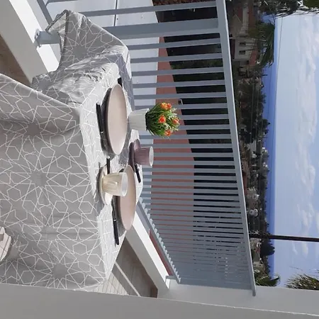 Akamandos 76 Apartament *