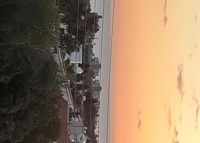 Lejlighed Akamandos 76